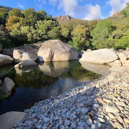 Entre Montagne Et Porto (Corsica)