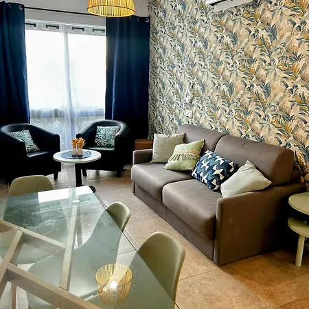 Entre Montagne Et 아파트 *