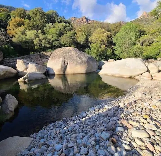 Entre Montagne Et Porto (Corsica)